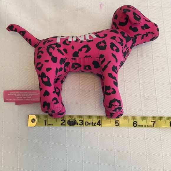 Free bundle of 3 read PINK Victoria’s Secret Dog leopard print FOREVER - Picture 6 of 8